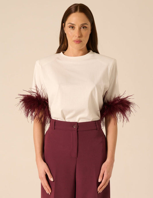 Blusa Beige y Plumón Vino